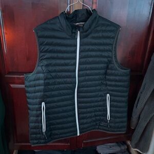 Eddie Bauer Men's Dark Gray Quilted Vest